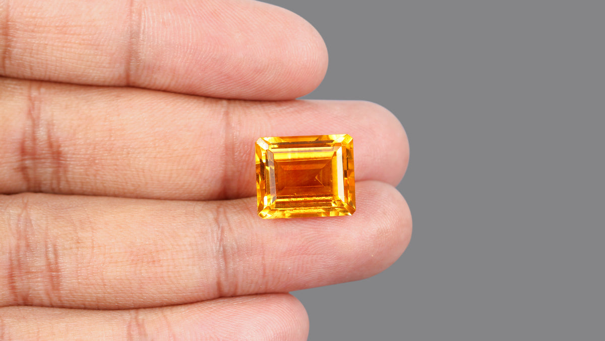 Citrine (Sunela) 13.34 Carats / 14.66 Ratti