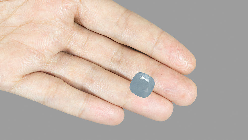 Natural Blue Sapphire 8.87 Carats / 9.75 Ratti