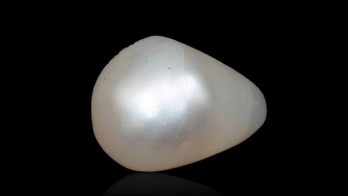 Basra Pearl 2.75 Carats / 3.02 Ratti