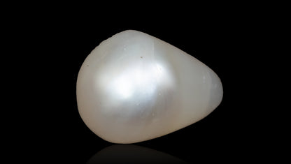Basra Pearl 2.75 Carats / 3.02 Ratti