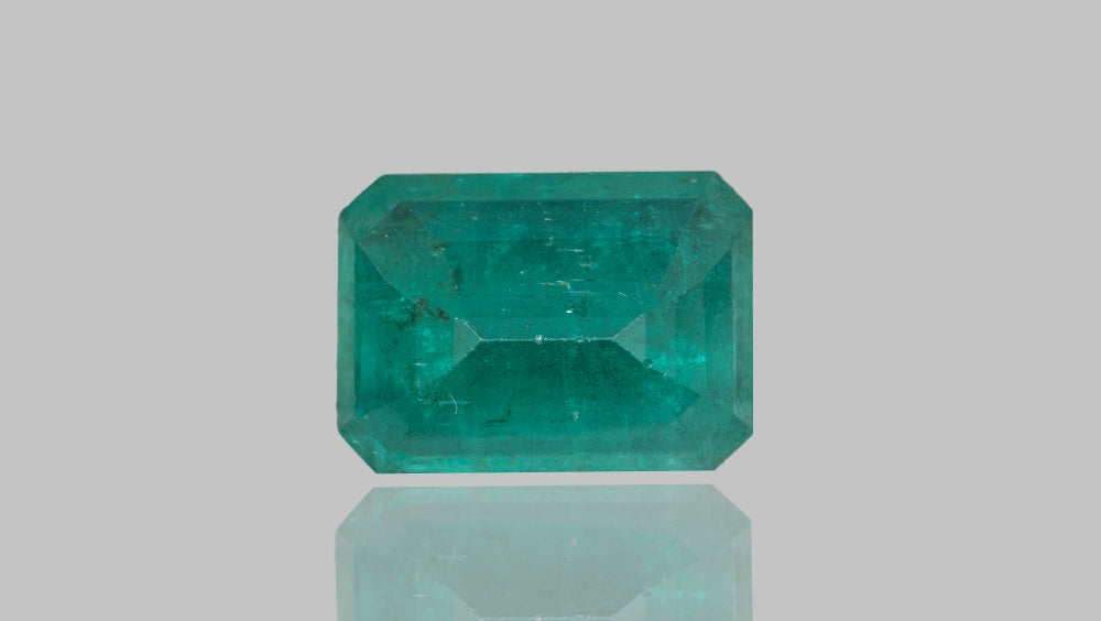 Zambian Emerald (Panna) 4.65 Carats / 5.11 Ratti