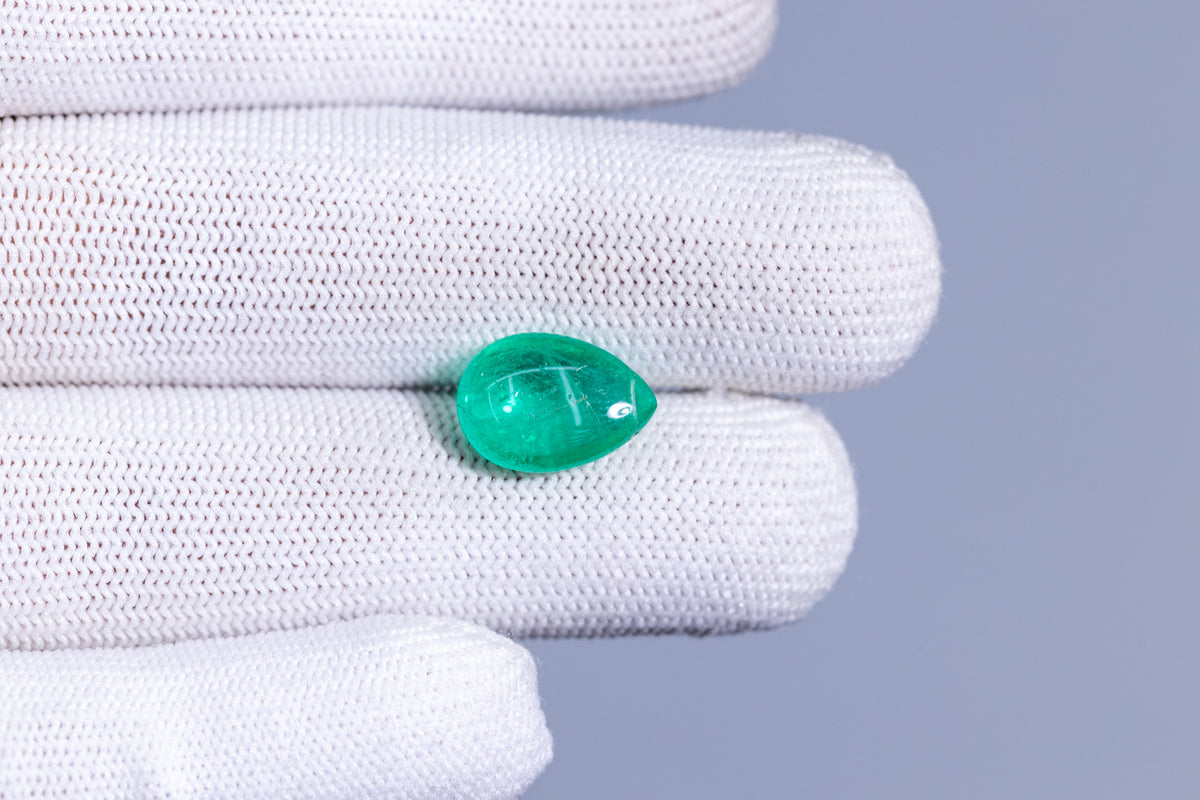 Natural Columbian Emerald (Panna) 10.95 Carats / 12.03 Ratti