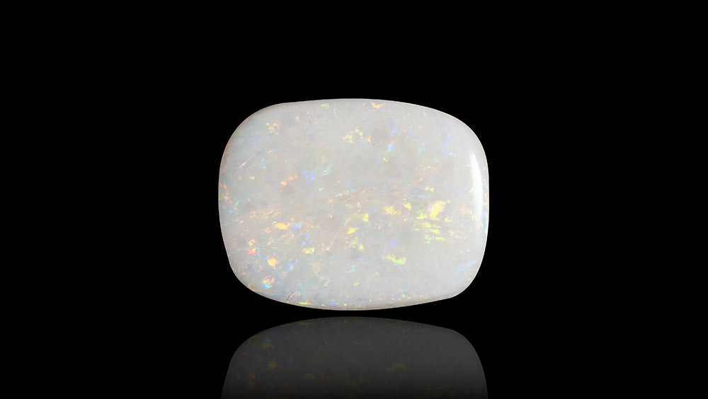 White Opal With Fire 13.61 Carats / 13.14 Ratti