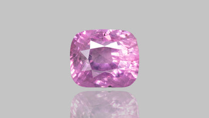 Natural Pink Sapphire 4.05 Carats / 4.45 Ratti