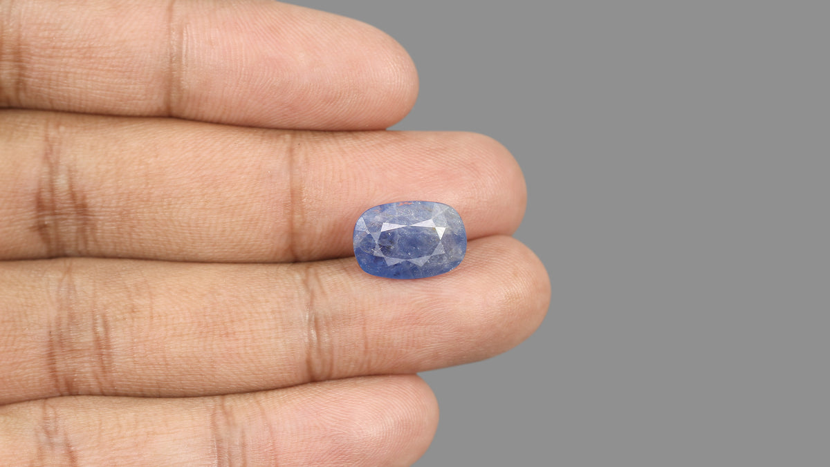 Natural Blue Sapphire 9.71 Carats / 10.67 Ratti