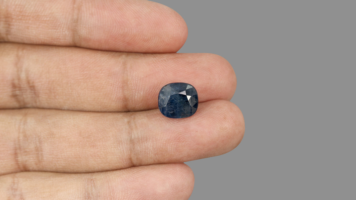 Natural Blue Sapphire 8.50 Carats / 9.34 Ratti
