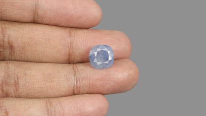 Natural Blue Sapphire 6.32 Carats / 6.95 Ratti