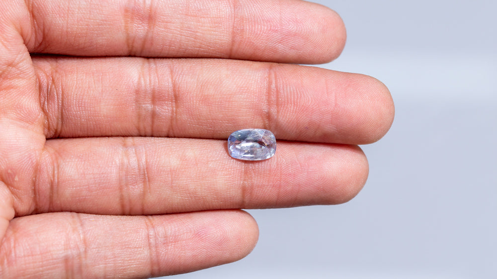Natural Pitambari 3.36 Carats / 3.69 Ratti