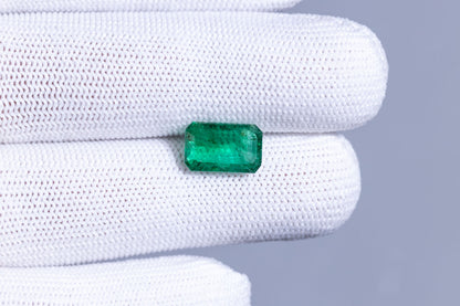 Zambian Emerald (Panna) 4.22 Carats / 4.64 Ratti