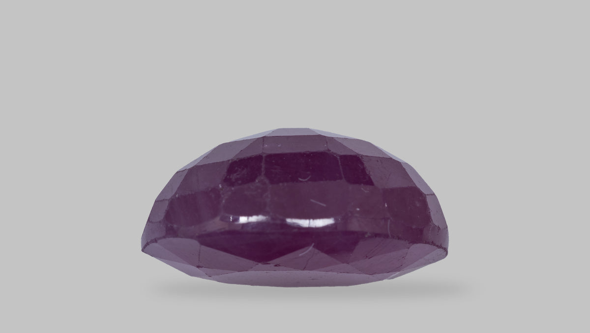 African Ruby (Manik) 7.83 Carats / 8.6 Ratti