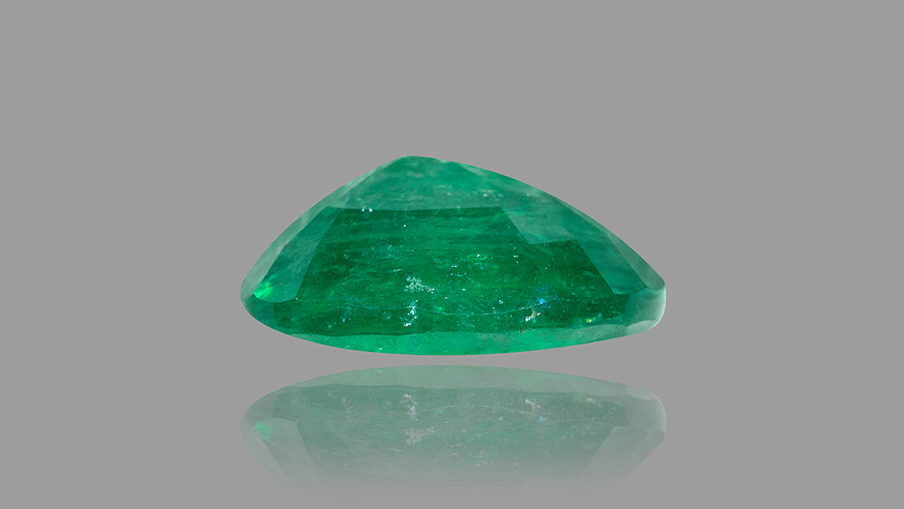 Zambian Emerald (Panna) 12.40 Carats / 13.63 Ratti