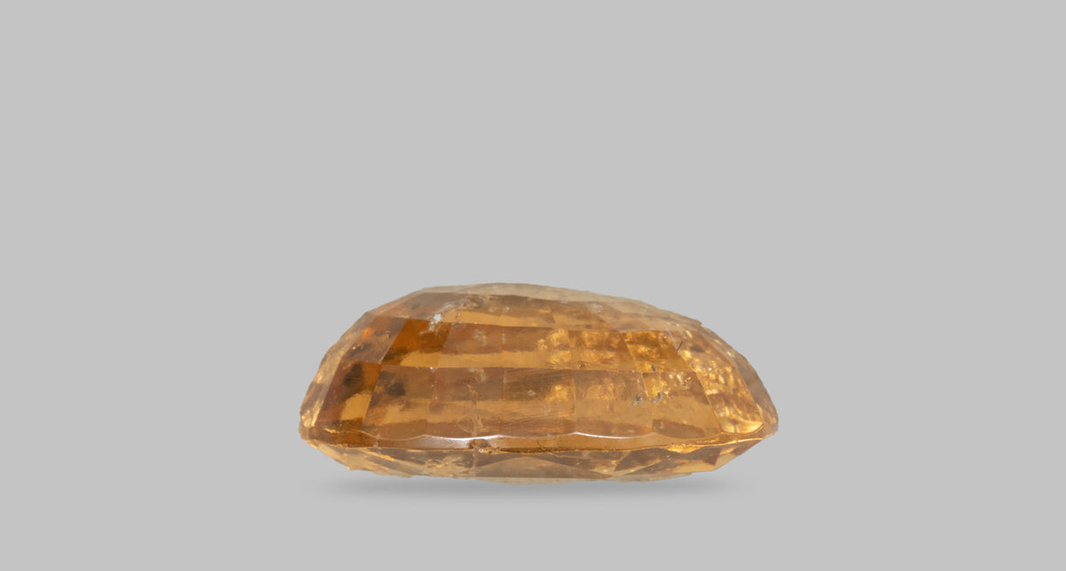 Natural Hessonite (Gomed) 5.79 Carats / 6.36 Ratti