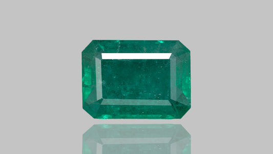 Zambian Emerald (Panna) 4.65 Carats / 5.11 Ratti
