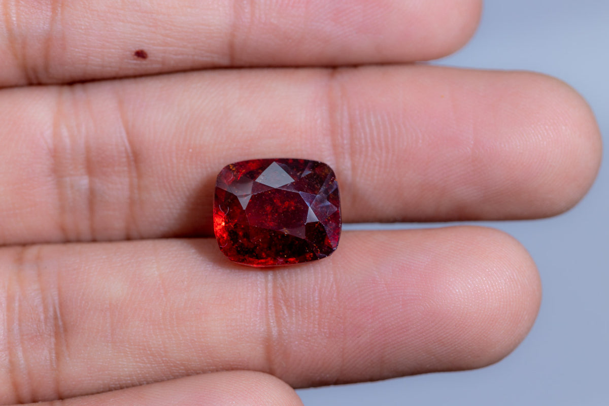 Sri-Lankan Hessonite (Gomed) 10.03 Carats / 11.02 Ratti
