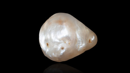 Basra Pearl 4.59 Carats / 5.04 Ratti