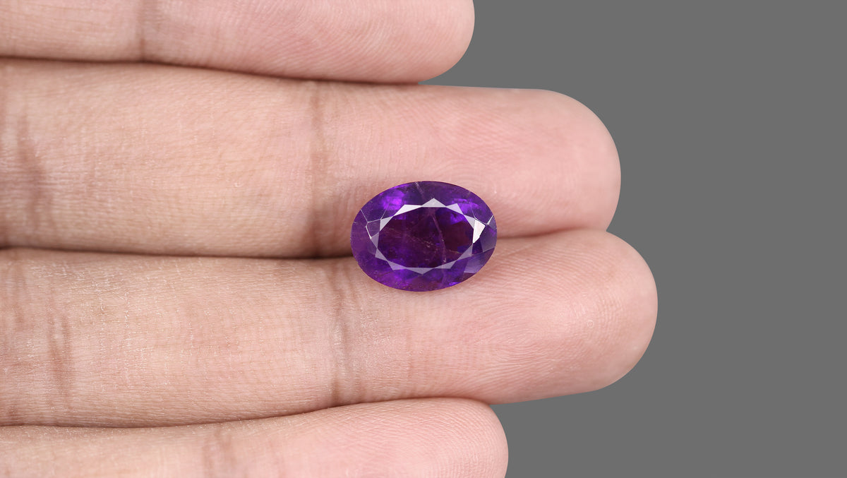 Natural Amethyst 6.68 Carats / 7.34 Ratti
