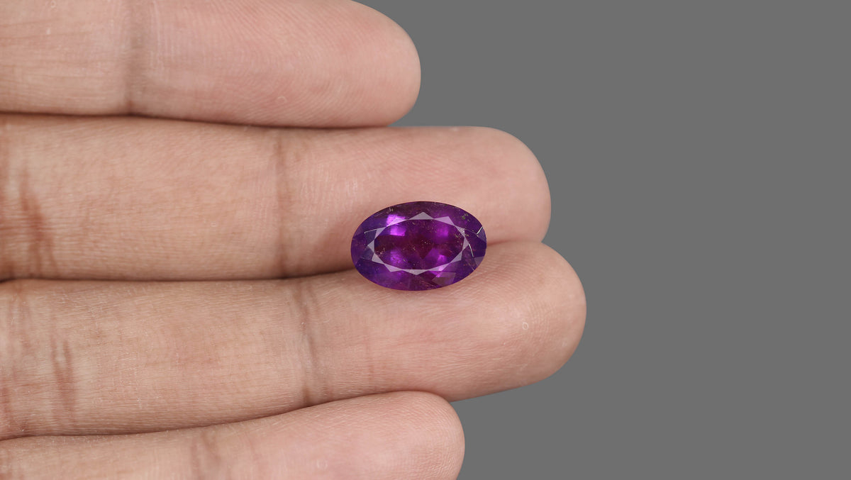Natural Amethyst 7.01 Carats / 7.7 Ratti