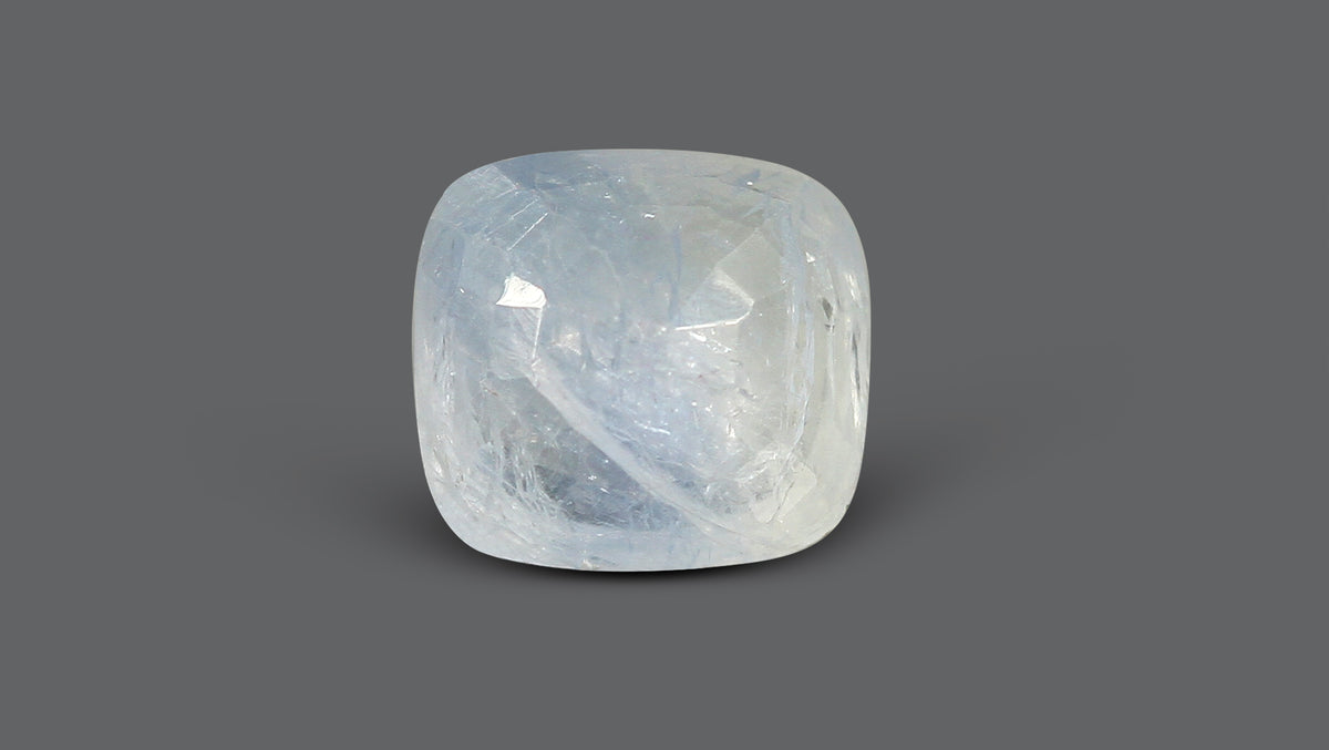 Natural Blue Sapphire 4.40 Carats / 4.84 Ratti
