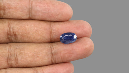 Natural Blue Sapphire 5.60 Carats / 6.15 Ratti