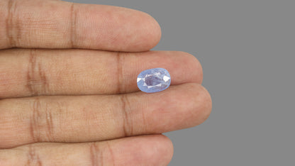 Natural Blue Sapphire 4.87 Carats / 5.35 Ratti