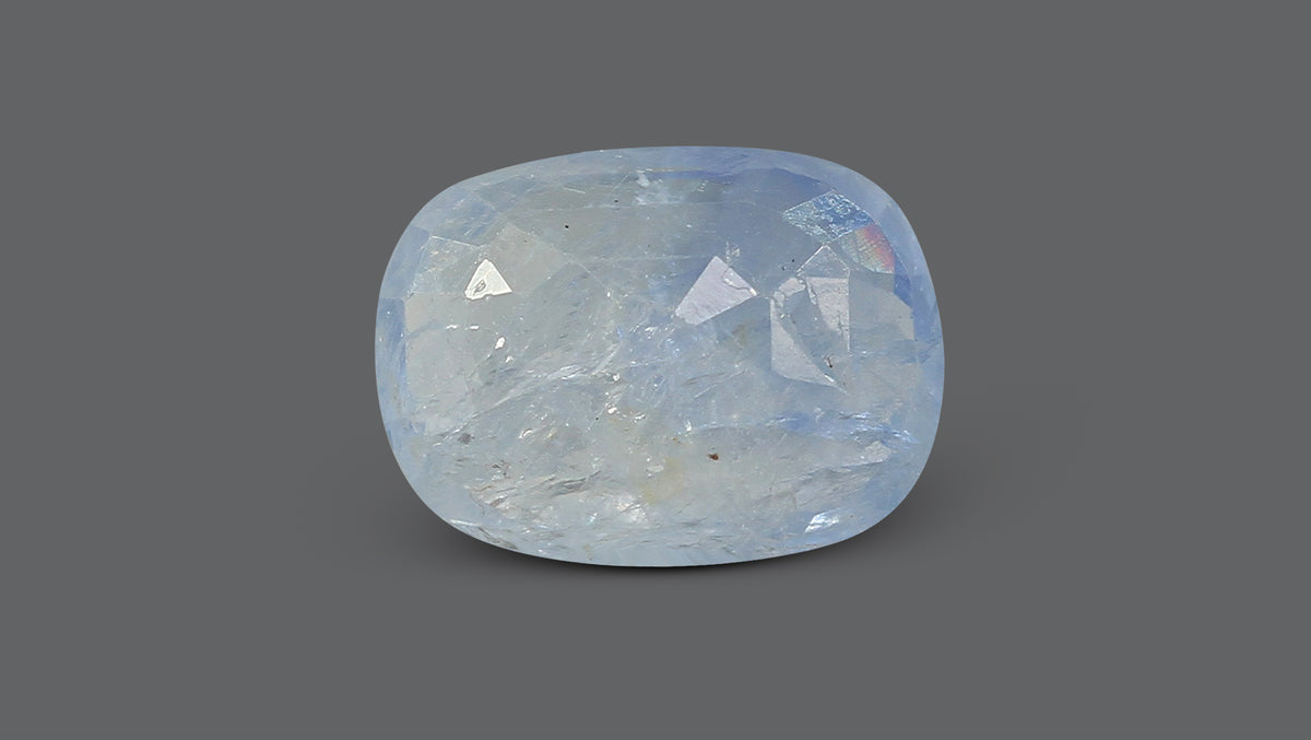 Natural Blue Sapphire 5.48 Carats / 6.02 Ratti