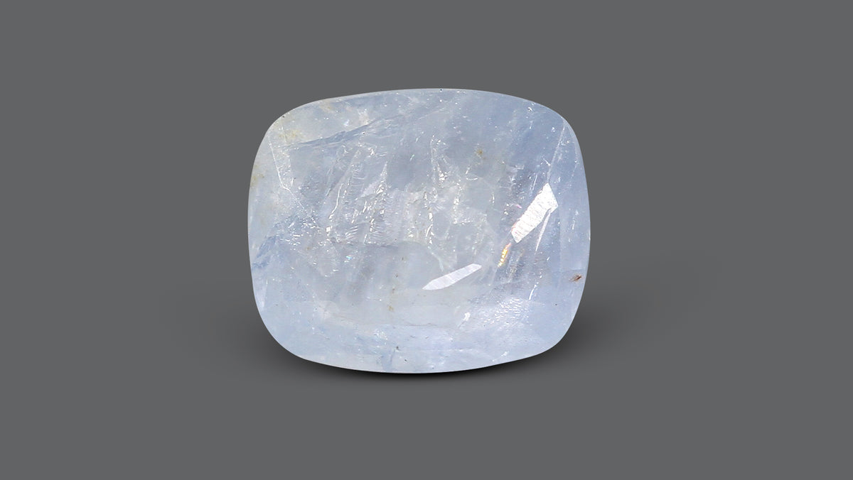 Natural Blue Sapphire 5.04 Carats / 5.54 Ratti