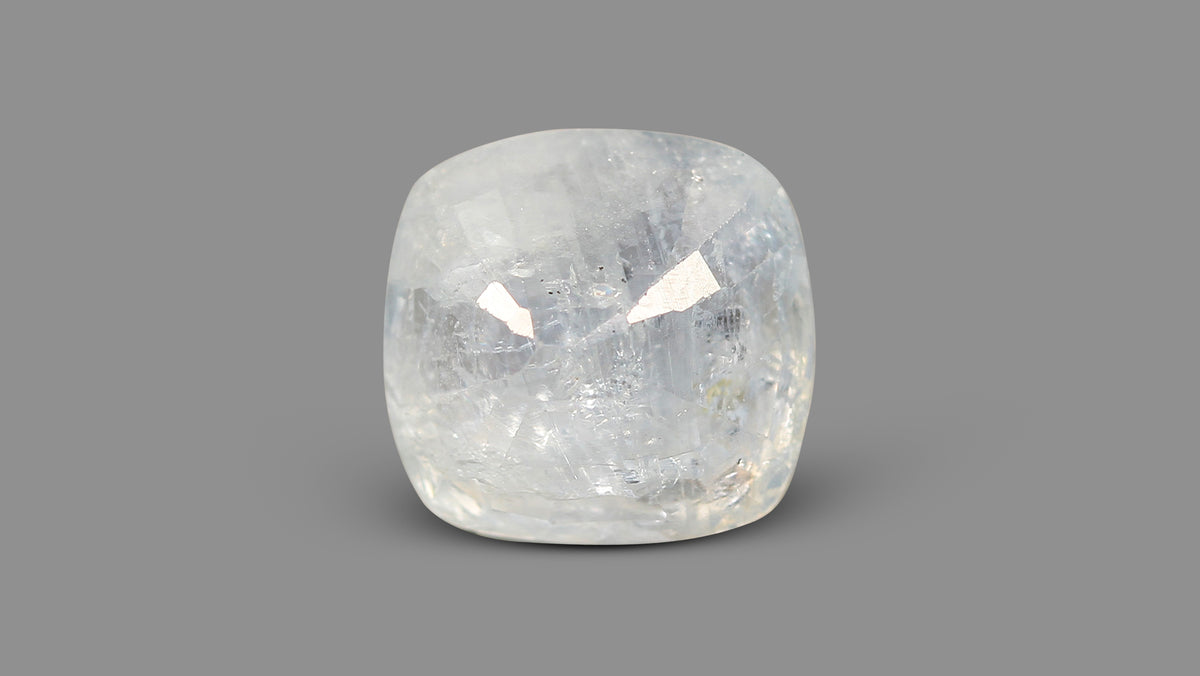 Natural Blue Sapphire 12.30 Carats / 13.52 Ratti