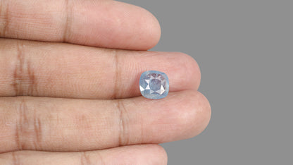 Natural Blue Sapphire 4.38 Carats / 4.81 Ratti