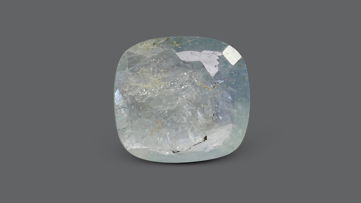 Natural Blue Sapphire 4.62 Carats / 5.08 Ratti