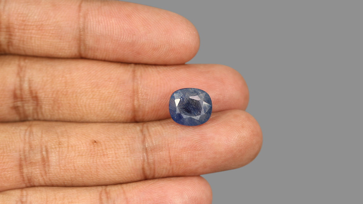 Natural Blue Sapphire 7.31 Carats / 8.03 Ratti
