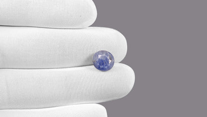 Natural Blue Sapphire 5.82 Carats / 6.4 Ratti