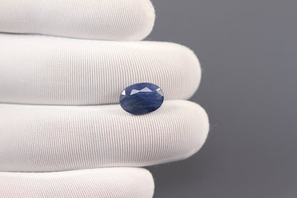 Natural Blue Sapphire 5.80 Carats / 6.37 Ratti