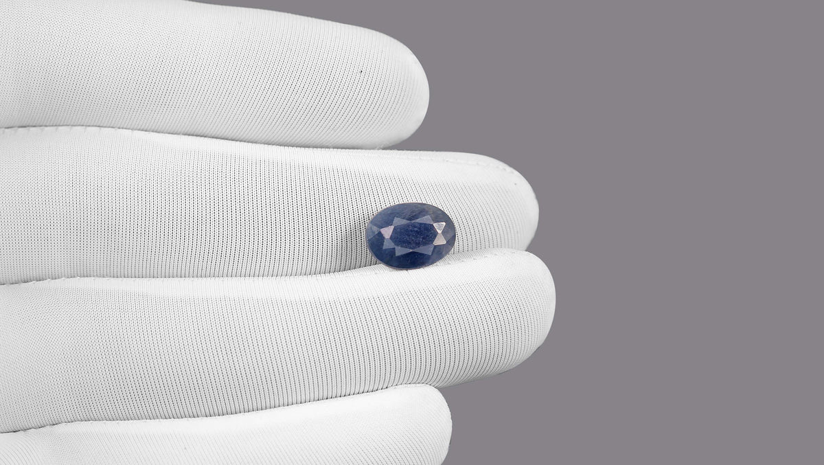 Natural Blue Sapphire 5.44 Carats / 5.98 Ratti