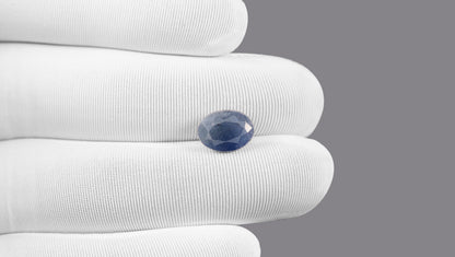 Natural Blue Sapphire 5.07 Carats / 5.57 Ratti