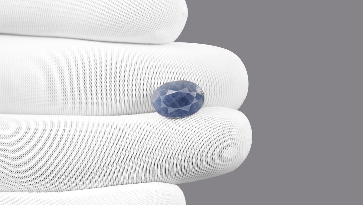 Natural Blue Sapphire 6.55 Carats / 7.2 Ratti