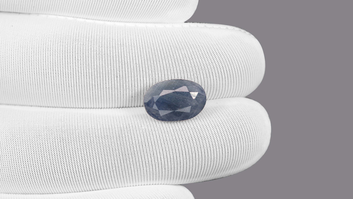 Natural Blue Sapphire 6.49 Carats / 7.13 Ratti