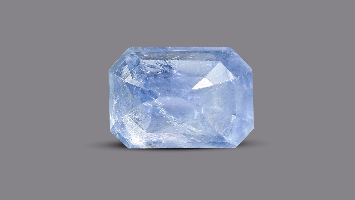 Natural Blue Sapphire 5.27 Carats / 5.79 Ratti