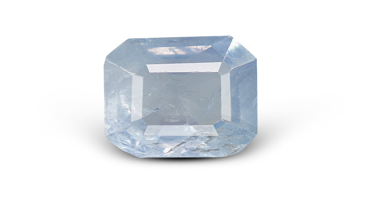 Natural Blue Sapphire 4.08 Carats / 4.48 Ratti