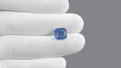 Natural Blue Sapphire 5.83 Carats / 6.41 Ratti