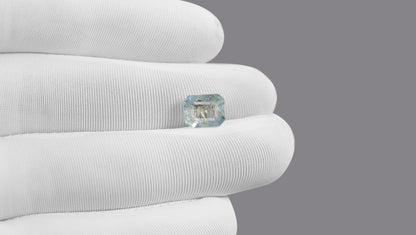 Natural Blue Sapphire 4.28 Carats / 4.7 Ratti
