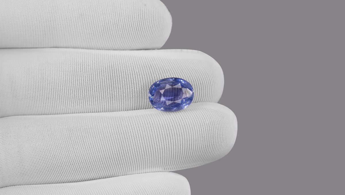 Natural Blue Sapphire 6.98 Carats / 7.67 Ratti