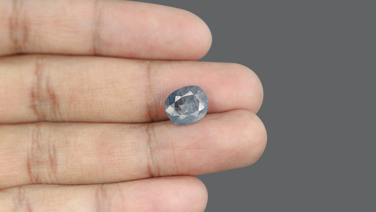 Natural Blue Sapphire 5.68 Carats / 6.24 Ratti