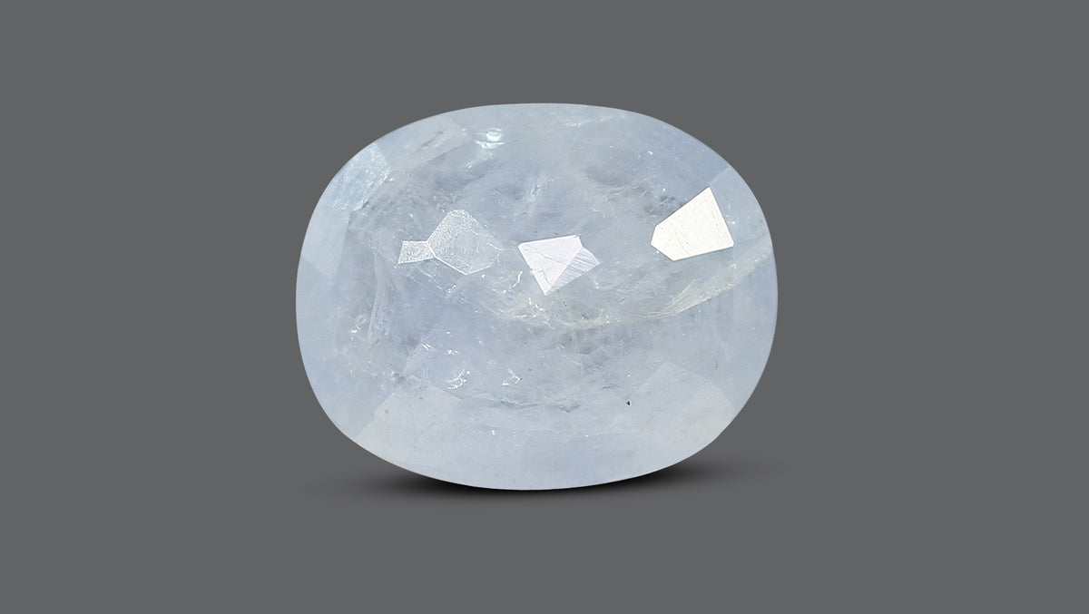 Natural Blue Sapphire 5.82 Carats / 6.4 Ratti