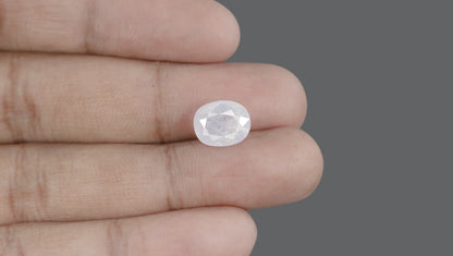 Natural Blue Sapphire 5.82 Carats / 6.4 Ratti