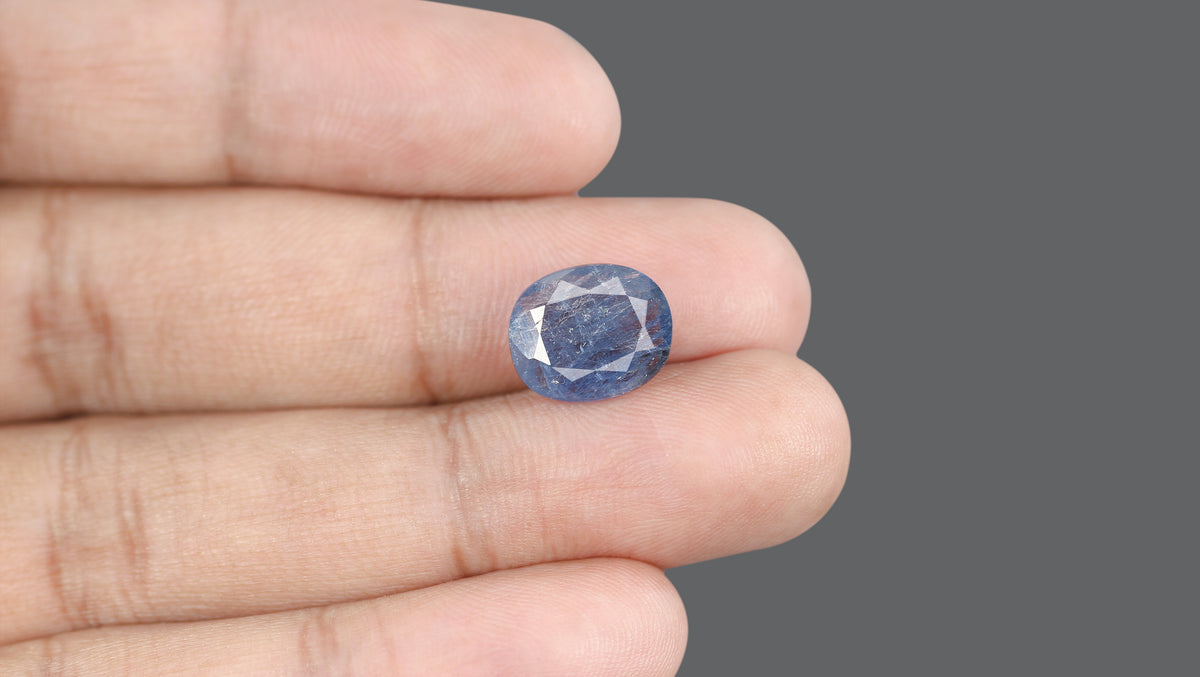 Natural Blue Sapphire 6.17 Carats / 6.78 Ratti