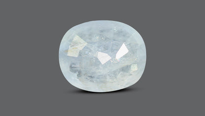 Natural Blue Sapphire 5.65 Carats / 6.21 Ratti
