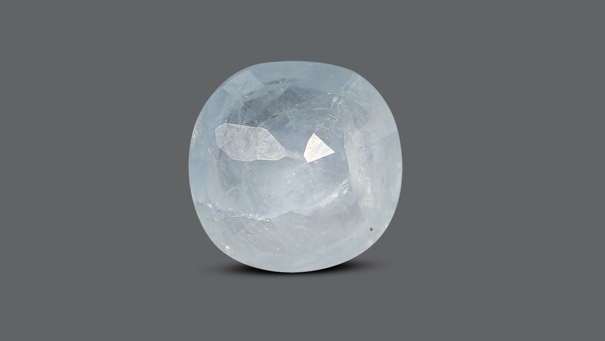Natural Blue Sapphire 4.92 Carats / 5.41 Ratti