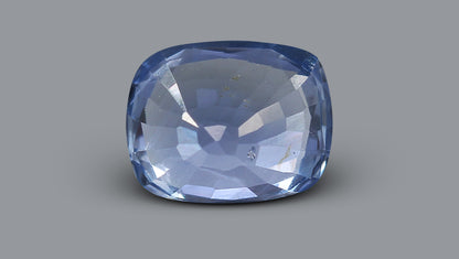 Natural Blue Sapphire 6.10 Carats / 6.7 Ratti