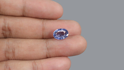 Natural Blue Sapphire 6.08 Carats / 6.68 Ratti