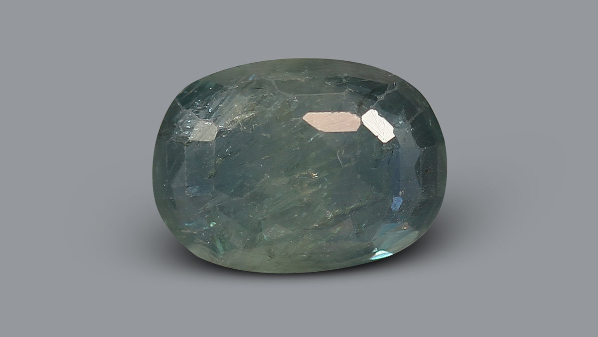 Natural Blue Sapphire 4.56 Carats / 5.01 Ratti